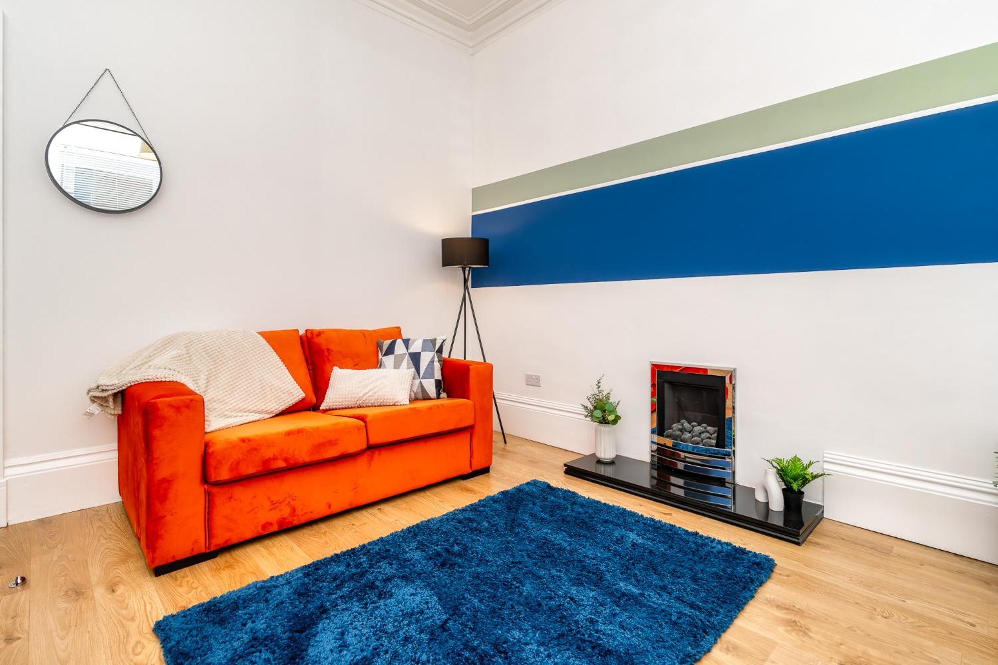 Cosy Retreat - Charming 2-Bed Apartment Greenock Eksteriør bilde